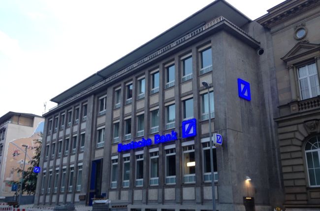 Deutsche Bank Internship Programs for Students 