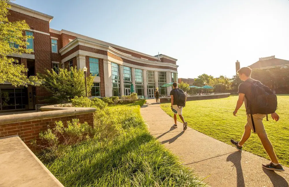 Vanderbilt University Undergraduate Paid Clinical Research Internship